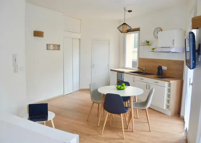 Liberté Plein Centre *